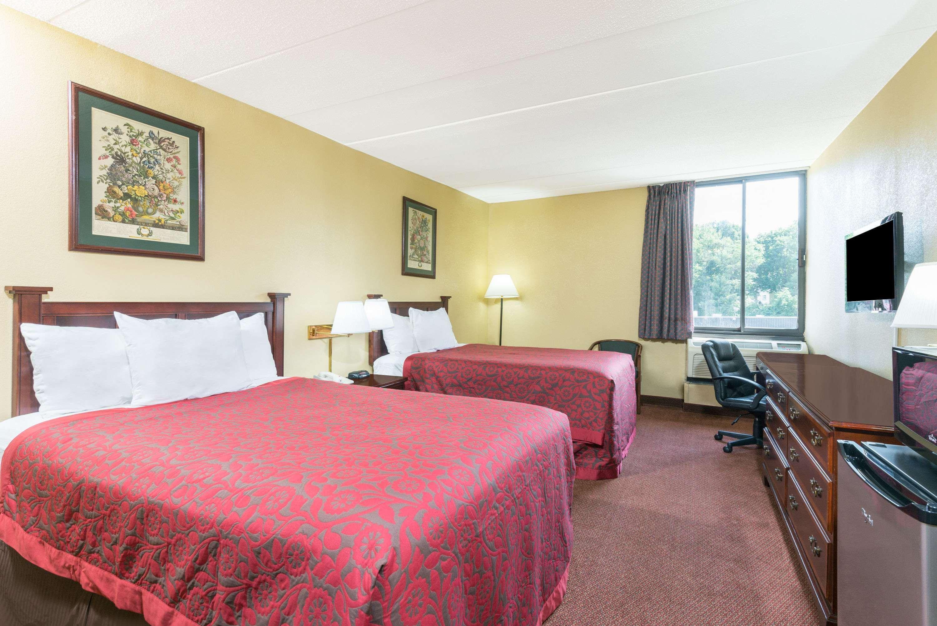 Days Inn By Wyndham Hagerstown I-70 Extérieur photo