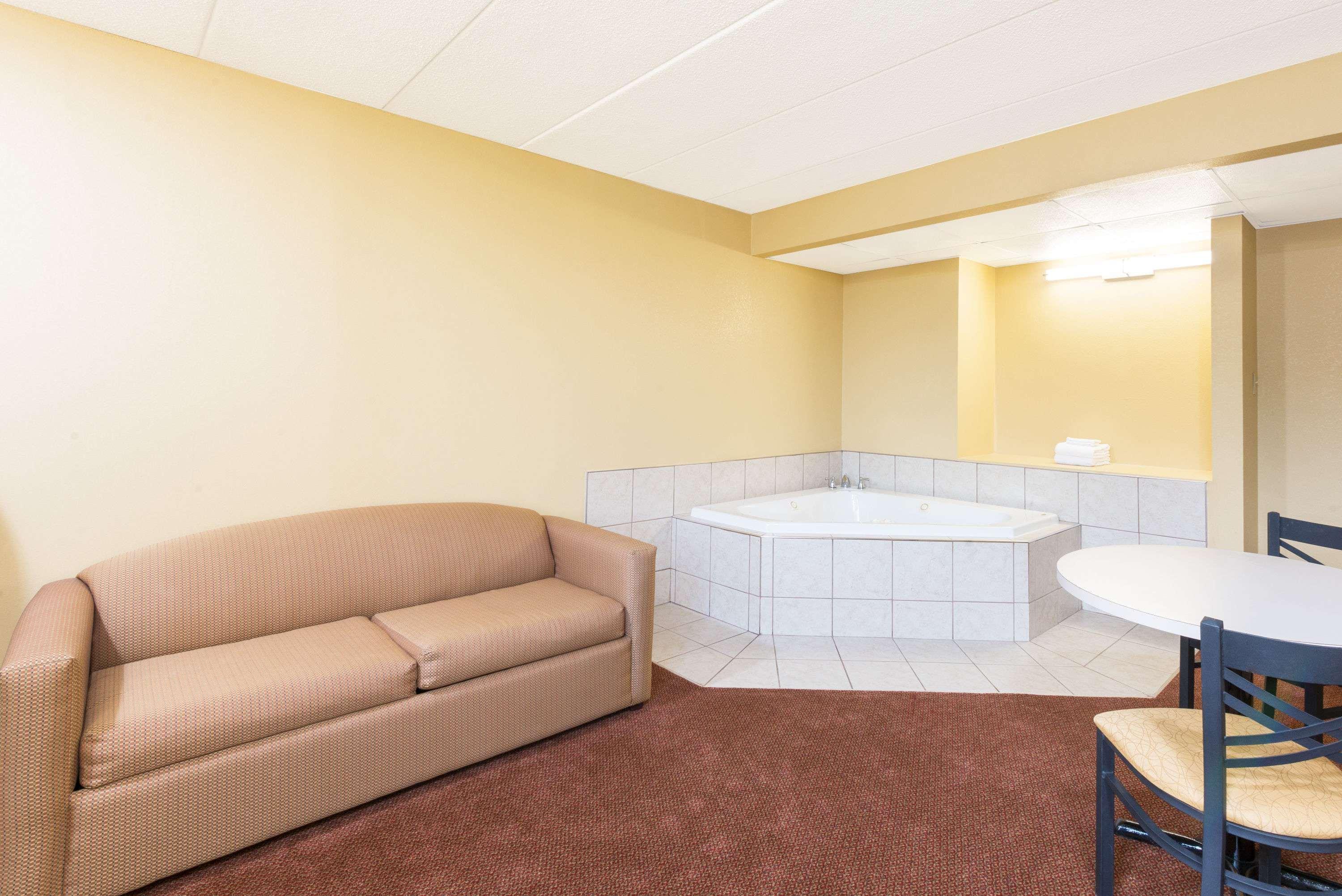 Days Inn By Wyndham Hagerstown I-70 Extérieur photo