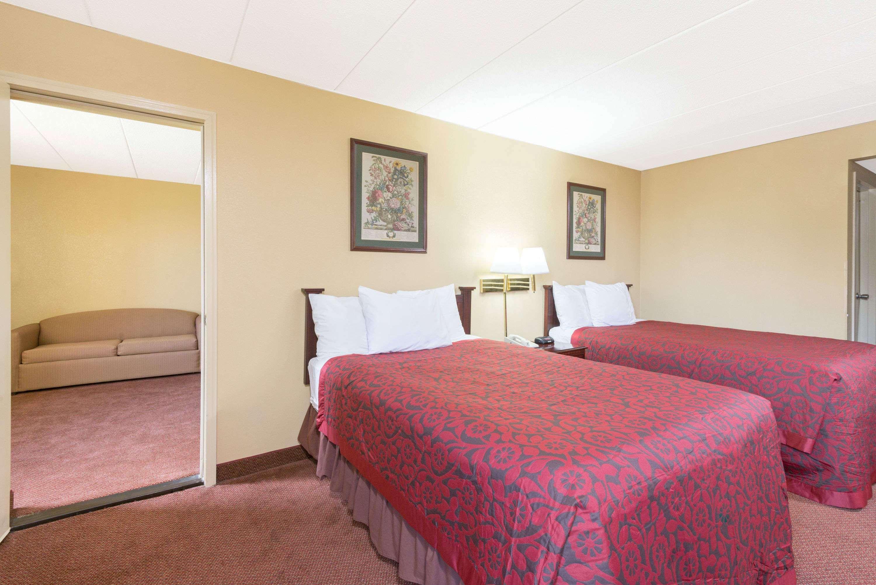 Days Inn By Wyndham Hagerstown I-70 Extérieur photo