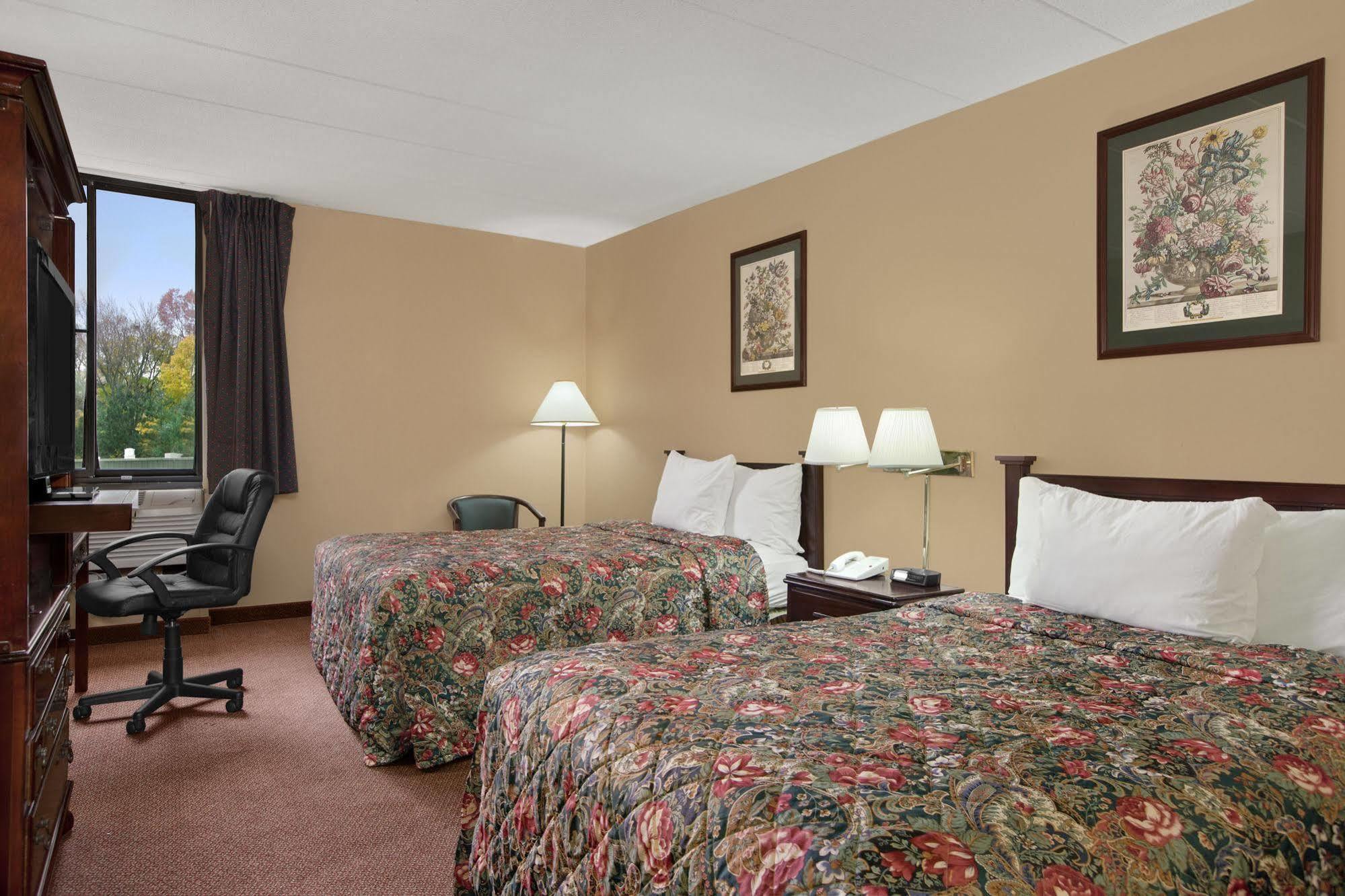 Days Inn By Wyndham Hagerstown I-70 Extérieur photo